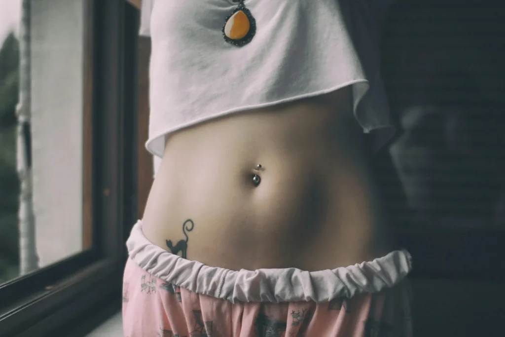 photo - belly button piercing anatomy