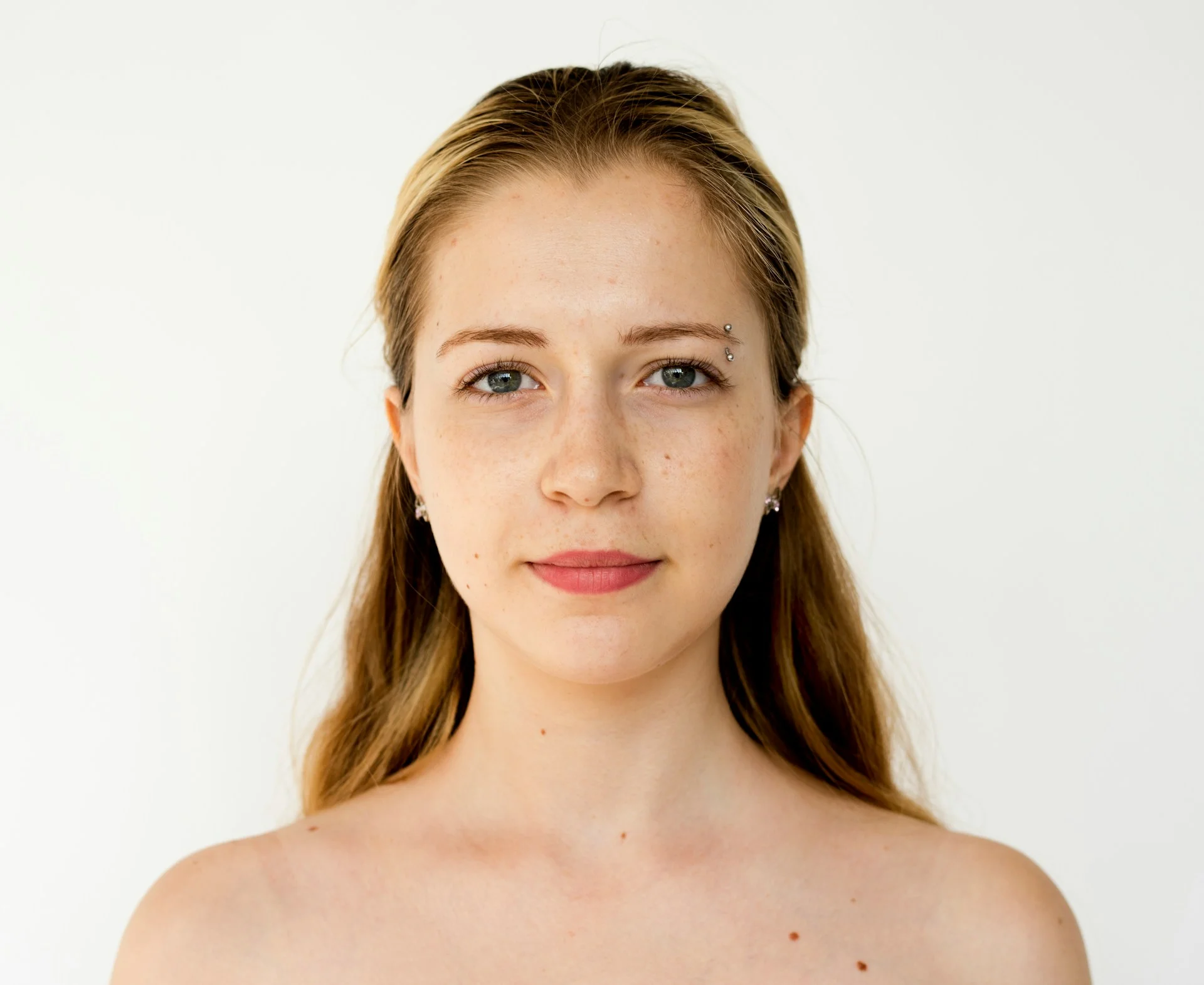 photo - a beautiful eyebrow piercing