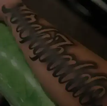 FINELINE / SCRIPT TATTOO